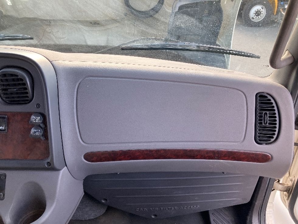 Medium Duty Box Truck-Light and Medium Duty Trucks-Freightliner-2019-M2-Edison-NJ-220,864\n\t\tmiles-$ 37,750 - Image 18