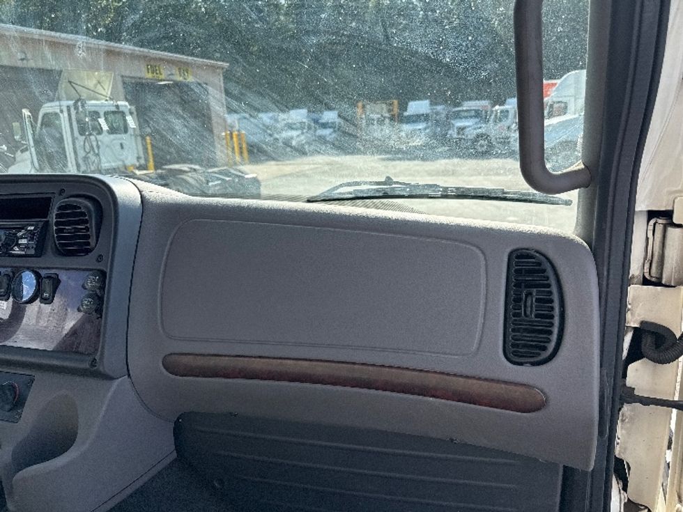 Medium Duty Box Truck-Light and Medium Duty Trucks-Freightliner-2019-M2-Edison-NJ-241,337\n\t\tmiles-$ 34,750 - Image 21