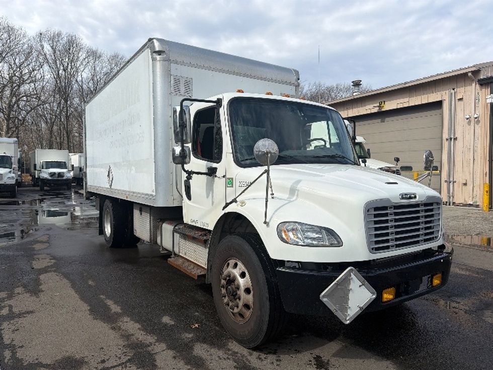 Medium Duty Box Truck-Light and Medium Duty Trucks-Freightliner-2019-M2-Edison-NJ-76,916\n\t\tmiles-$ 43,500 - Image 1