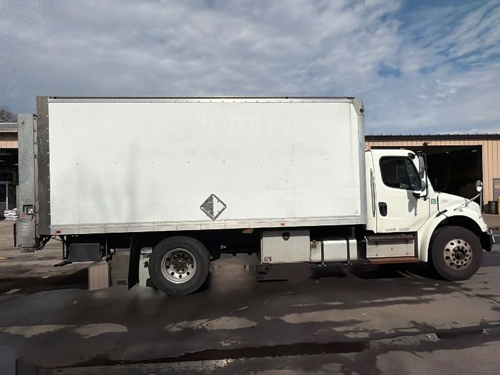 Medium Duty Box Truck-Light and Medium Duty Trucks-Freightliner-2019-M2-Edison-NJ-76,916\n\t\tmiles-$ 43,500 - Image 15