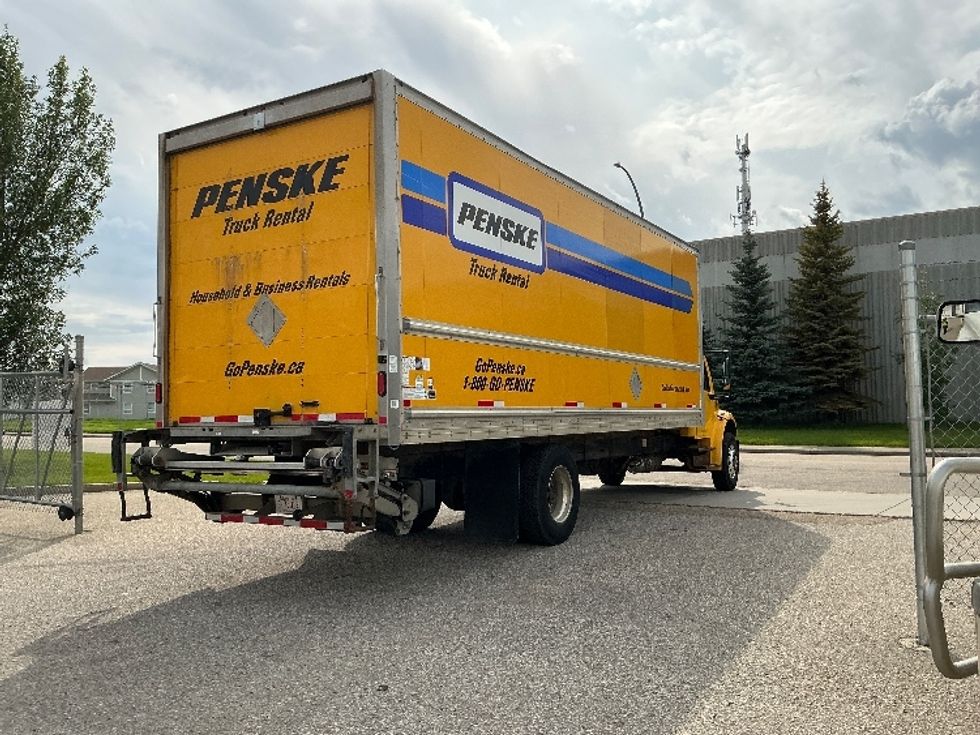 Medium Duty Box Truck-Light and Medium Duty Trucks-Freightliner-2019-M2-Edmonton-AB-296,998\n\t\tkm-$ 59,000 - Image 13