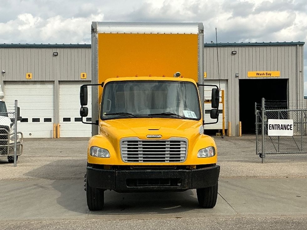 Medium Duty Box Truck-Light and Medium Duty Trucks-Freightliner-2019-M2-Edmonton-AB-296,998\n\t\tkm-$ 59,000 - Image 2
