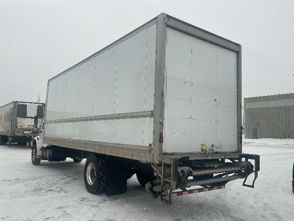 Medium Duty Box Truck-Light and Medium Duty Trucks-Freightliner-2019-M2-Edmonton-AB-327,832\n\t\tkm-$ 58,750 - Image 6