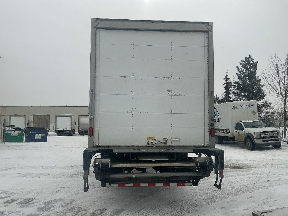 Medium Duty Box Truck-Light and Medium Duty Trucks-Freightliner-2019-M2-Edmonton-AB-327,832\n\t\tkm-$ 58,750 - Image 7