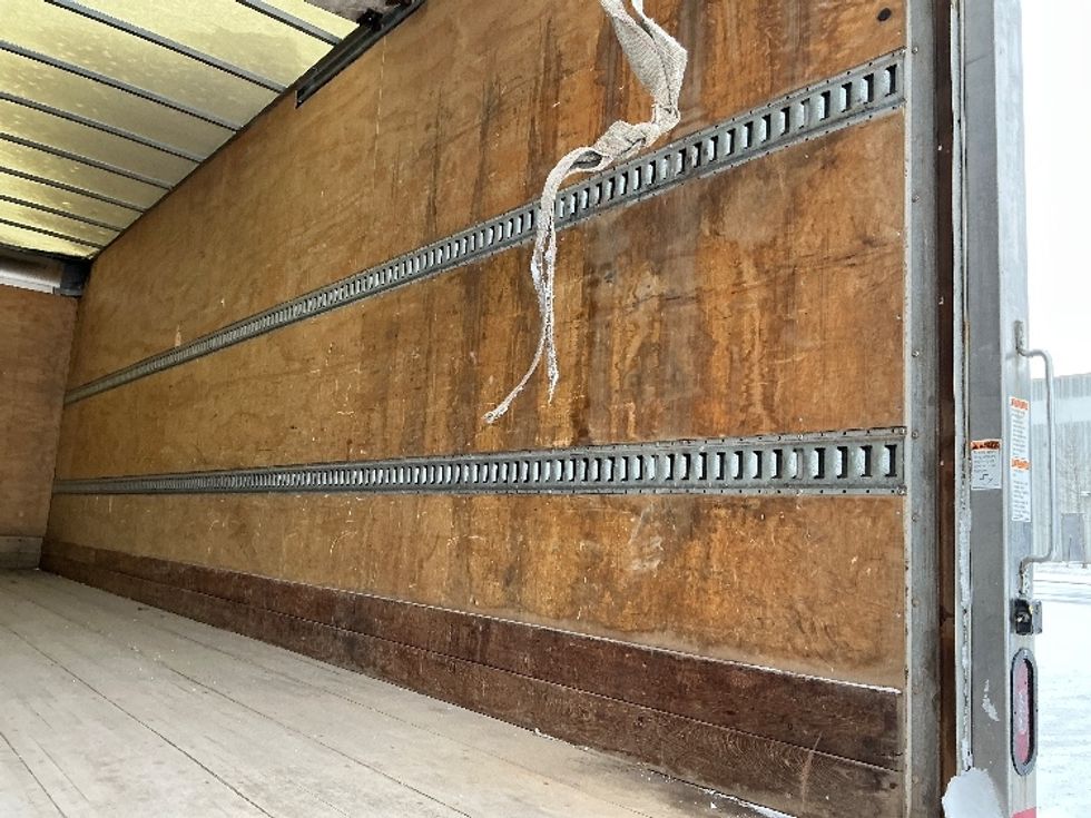 Medium Duty Box Truck-Light and Medium Duty Trucks-Freightliner-2019-M2-Edmonton-AB-373,013\n\t\tkm-$ 54,750 - Image 12