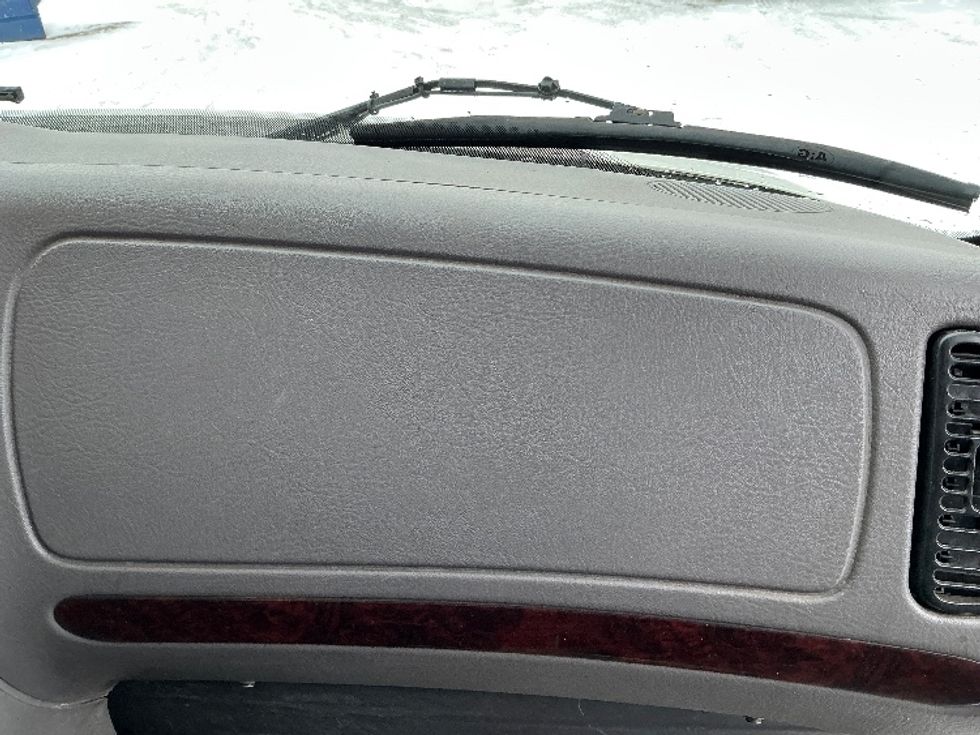 Medium Duty Box Truck-Light and Medium Duty Trucks-Freightliner-2019-M2-Edmonton-AB-373,013\n\t\tkm-$ 54,750 - Image 21