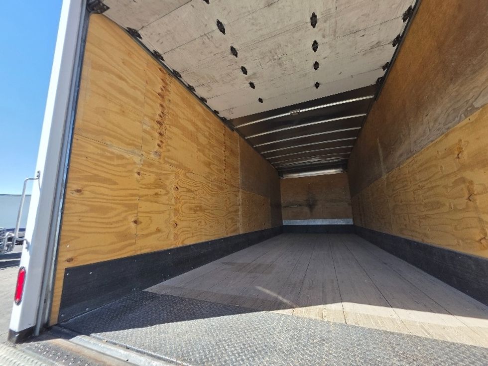 Medium Duty Box Truck-Light and Medium Duty Trucks-Freightliner-2019-M2-El Paso-TX-107,901\n\t\tmiles-$ 54,250 - Image 10