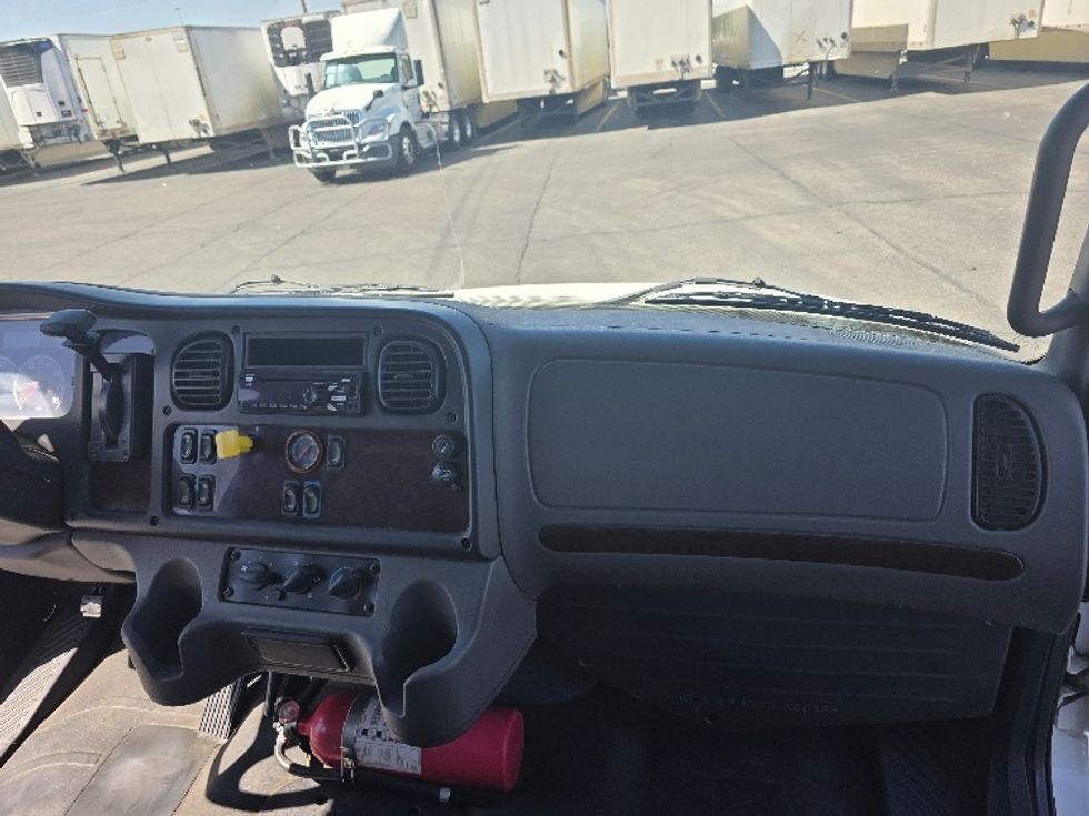 Medium Duty Box Truck-Light and Medium Duty Trucks-Freightliner-2019-M2-El Paso-TX-107,901\n\t\tmiles-$ 54,250 - Image 20