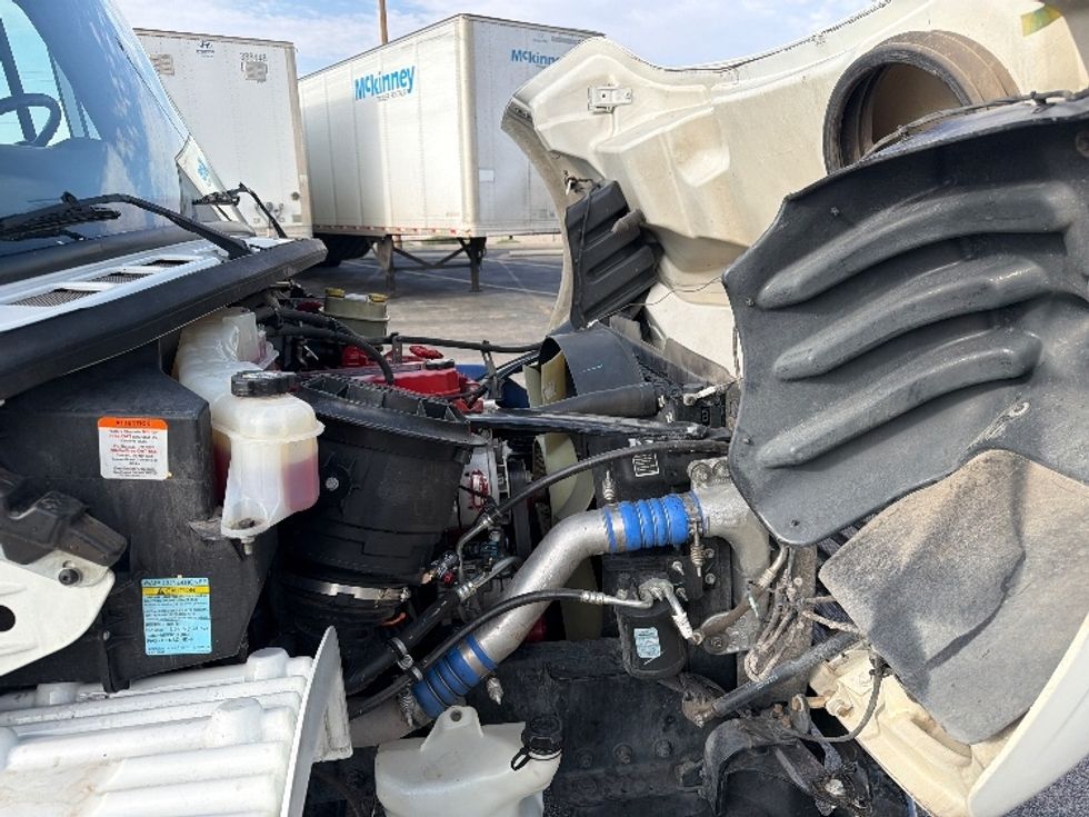 Medium Duty Box Truck-Light and Medium Duty Trucks-Freightliner-2019-M2-El Paso-TX-145,338\n\t\tmiles-$ 44,000 - Image 22