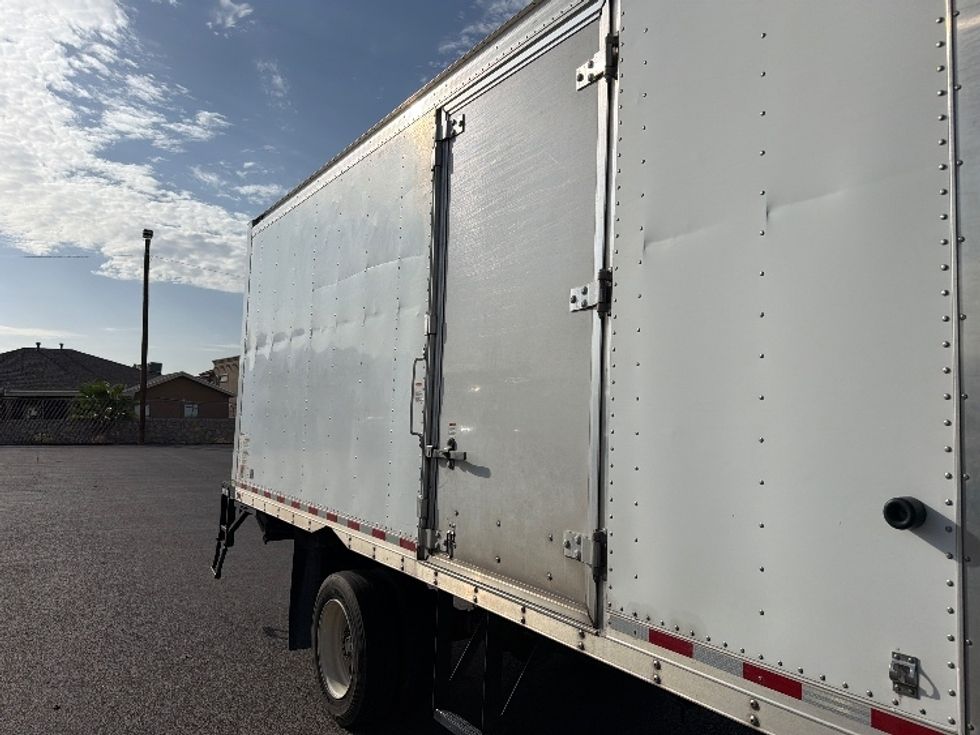 Medium Duty Box Truck-Light and Medium Duty Trucks-Freightliner-2019-M2-El Paso-TX-159,629\n\t\tmiles-$ 45,250 - Image 24