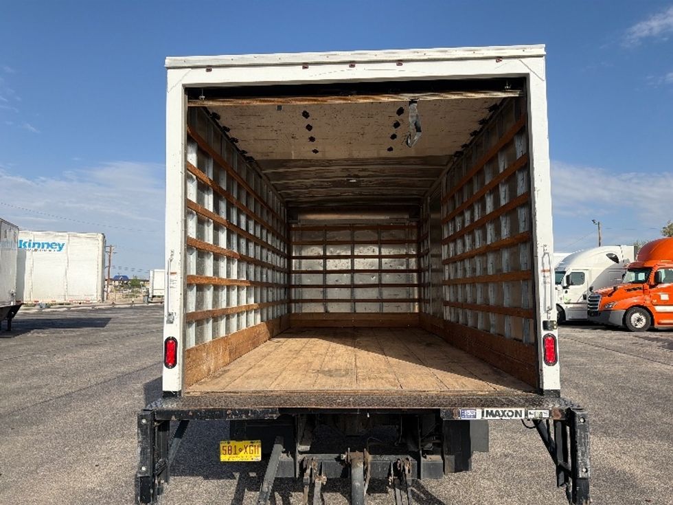 Medium Duty Box Truck-Light and Medium Duty Trucks-Freightliner-2019-M2-El Paso-TX-159,629\n\t\tmiles-$ 45,250 - Image 8