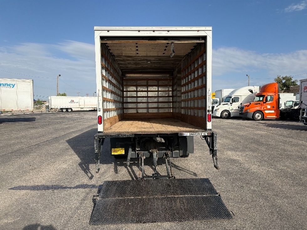 Medium Duty Box Truck-Light and Medium Duty Trucks-Freightliner-2019-M2-El Paso-TX-159,629\n\t\tmiles-$ 45,250 - Image 9