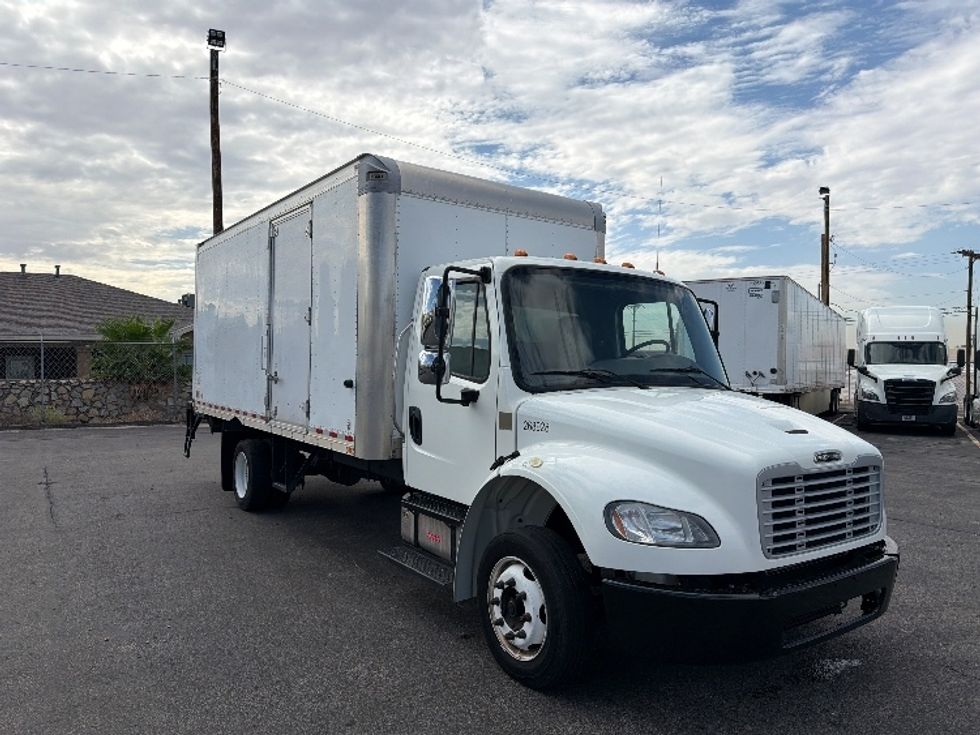 Medium Duty Box Truck-Light and Medium Duty Trucks-Freightliner-2019-M2-El Paso-TX-164,404\n\t\tmiles-$ 44,500 - Image 1