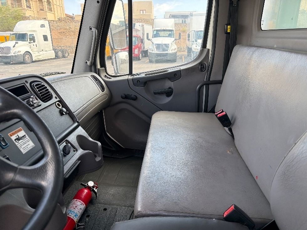 Medium Duty Box Truck-Light and Medium Duty Trucks-Freightliner-2019-M2-El Paso-TX-164,404\n\t\tmiles-$ 44,500 - Image 18