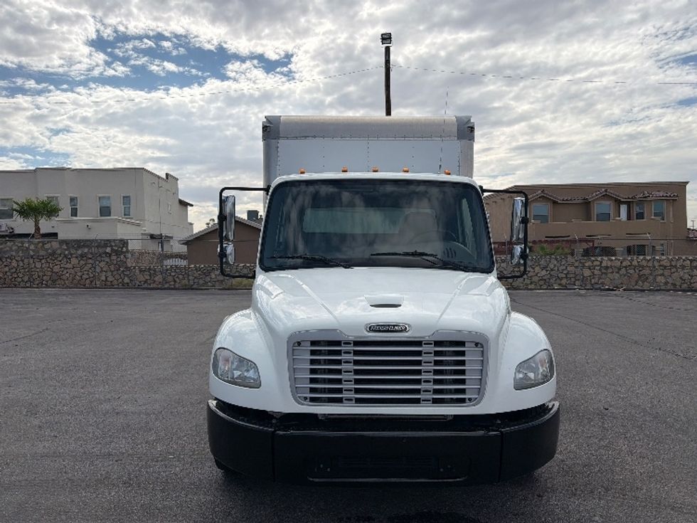 Medium Duty Box Truck-Light and Medium Duty Trucks-Freightliner-2019-M2-El Paso-TX-164,404\n\t\tmiles-$ 44,500 - Image 2