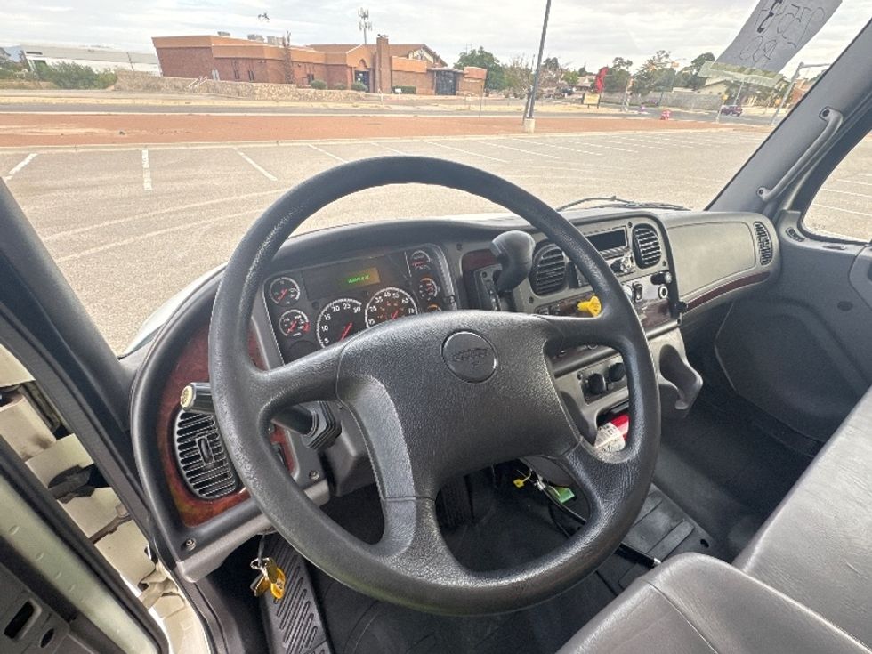 Medium Duty Box Truck-Light and Medium Duty Trucks-Freightliner-2019-M2-El Paso-TX-168,349\n\t\tmiles-$ 48,250 - Image 17