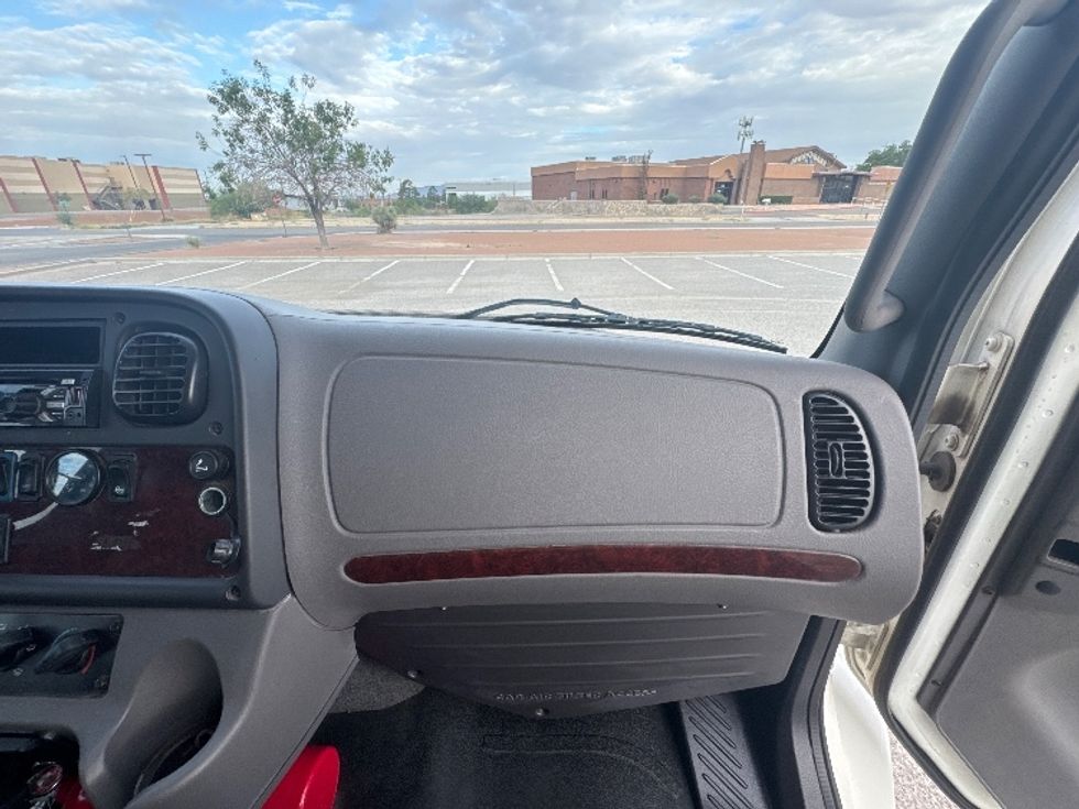 Medium Duty Box Truck-Light and Medium Duty Trucks-Freightliner-2019-M2-El Paso-TX-168,349\n\t\tmiles-$ 48,250 - Image 21