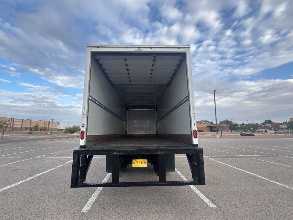 Medium Duty Box Truck-Light and Medium Duty Trucks-Freightliner-2019-M2-El Paso-TX-168,349\n\t\tmiles-$ 48,250 - Image 8
