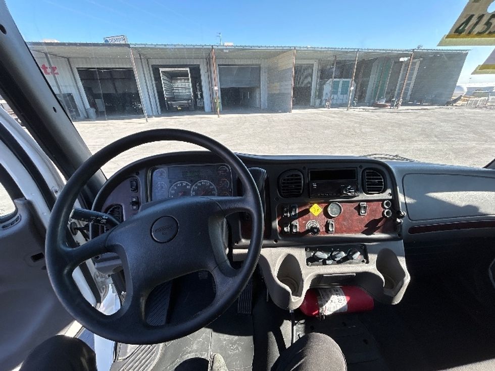 Medium Duty Box Truck-Light and Medium Duty Trucks-Freightliner-2019-M2-El Paso-TX-202,436\n\t\tmiles-$ 44,500 - Image 18