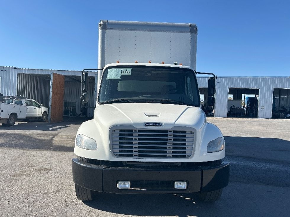 Medium Duty Box Truck-Light and Medium Duty Trucks-Freightliner-2019-M2-El Paso-TX-202,436\n\t\tmiles-$ 44,500 - Image 2