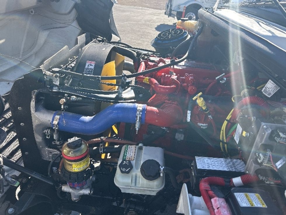 Medium Duty Box Truck-Light and Medium Duty Trucks-Freightliner-2019-M2-El Paso-TX-202,436\n\t\tmiles-$ 44,500 - Image 24