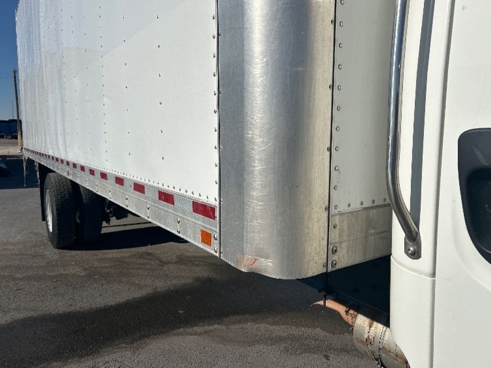 Medium Duty Box Truck-Light and Medium Duty Trucks-Freightliner-2019-M2-El Paso-TX-202,436\n\t\tmiles-$ 44,500 - Image 25
