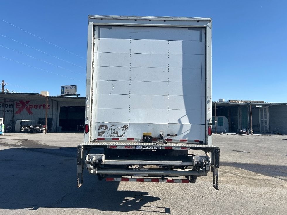 Medium Duty Box Truck-Light and Medium Duty Trucks-Freightliner-2019-M2-El Paso-TX-202,436\n\t\tmiles-$ 44,500 - Image 7