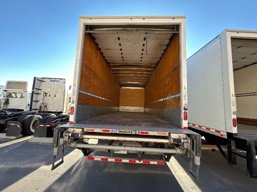 Medium Duty Box Truck-Light and Medium Duty Trucks-Freightliner-2019-M2-El Paso-TX-202,436\n\t\tmiles-$ 44,500 - Image 8