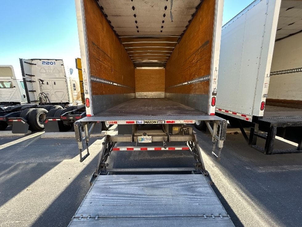 Medium Duty Box Truck-Light and Medium Duty Trucks-Freightliner-2019-M2-El Paso-TX-202,436\n\t\tmiles-$ 44,500 - Image 9