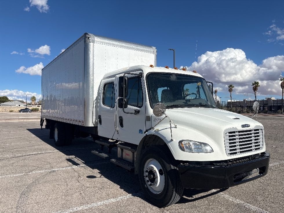 Medium Duty Box Truck-Light and Medium Duty Trucks-Freightliner-2019-M2-El Paso-TX-217,673\n\t\tmiles-$ 51,750 - Image 1