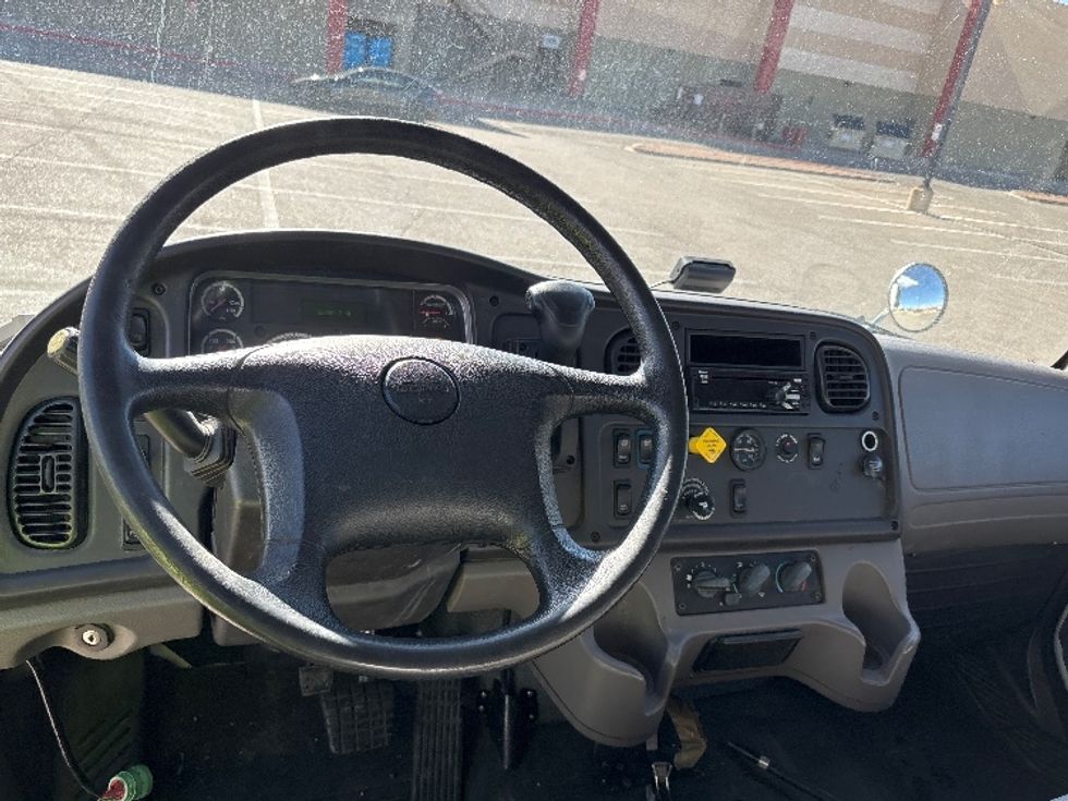 Medium Duty Box Truck-Light and Medium Duty Trucks-Freightliner-2019-M2-El Paso-TX-217,673\n\t\tmiles-$ 51,750 - Image 18