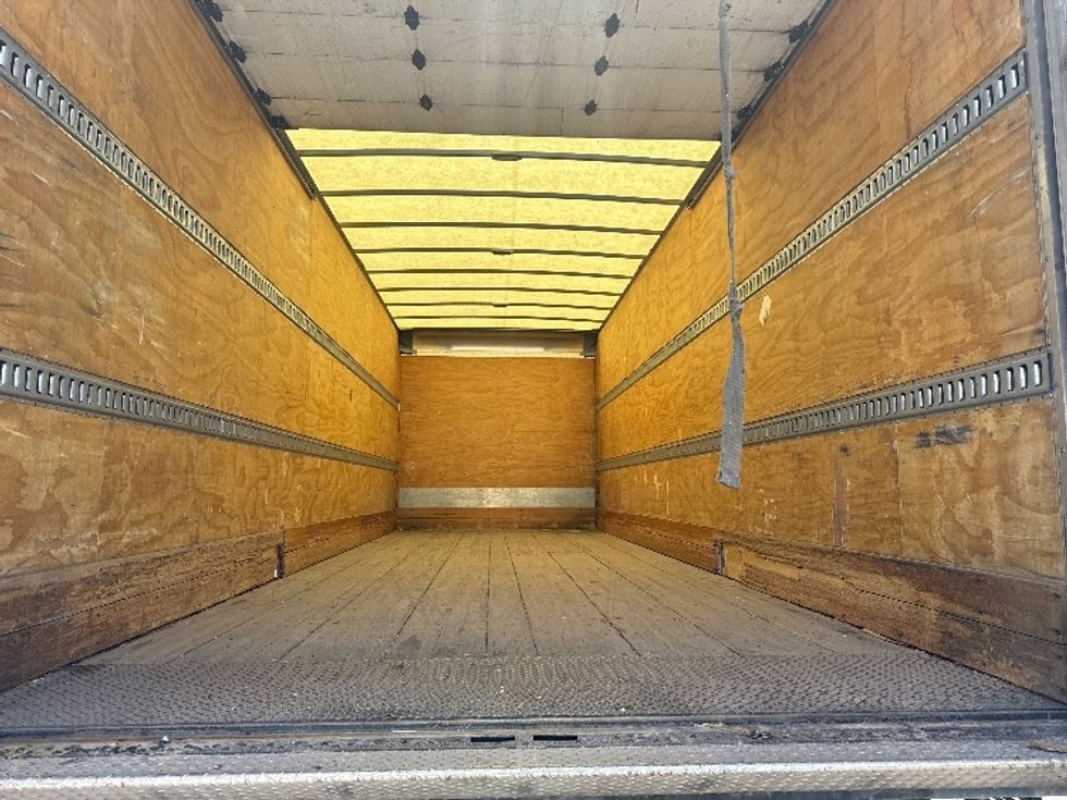 Medium Duty Box Truck-Light and Medium Duty Trucks-Freightliner-2019-M2-El Paso-TX-253,862\n\t\tmiles-$ 32,750 - Image 10
