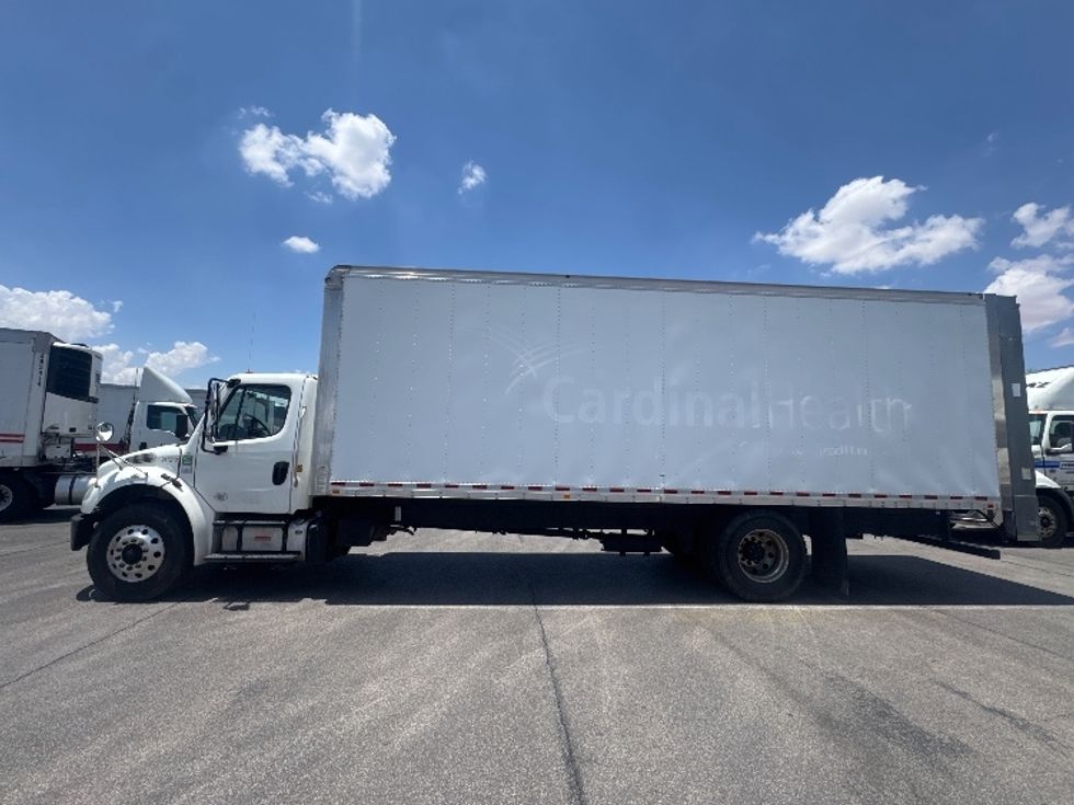 Medium Duty Box Truck-Light and Medium Duty Trucks-Freightliner-2019-M2-El Paso-TX-253,862\n\t\tmiles-$ 32,750 - Image 4