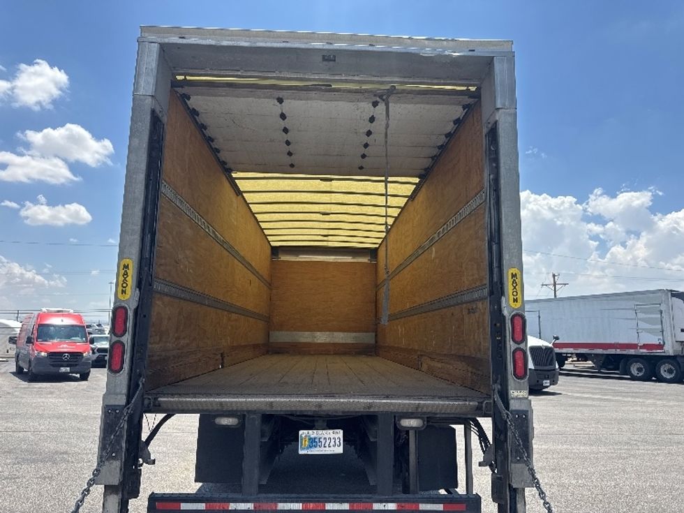 Medium Duty Box Truck-Light and Medium Duty Trucks-Freightliner-2019-M2-El Paso-TX-253,862\n\t\tmiles-$ 32,750 - Image 8