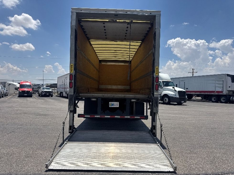 Medium Duty Box Truck-Light and Medium Duty Trucks-Freightliner-2019-M2-El Paso-TX-253,862\n\t\tmiles-$ 32,750 - Image 9