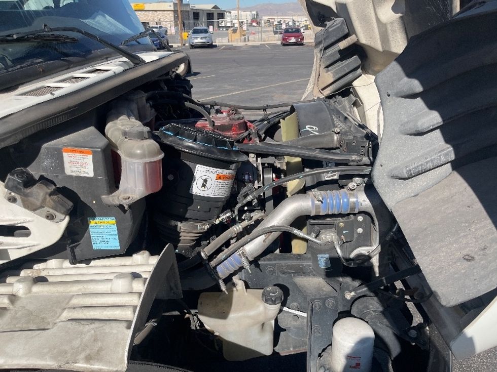 Medium Duty Box Truck-Light and Medium Duty Trucks-Freightliner-2019-M2-El Paso-TX-277,207\n\t\tmiles-$ 35,500 - Image 23