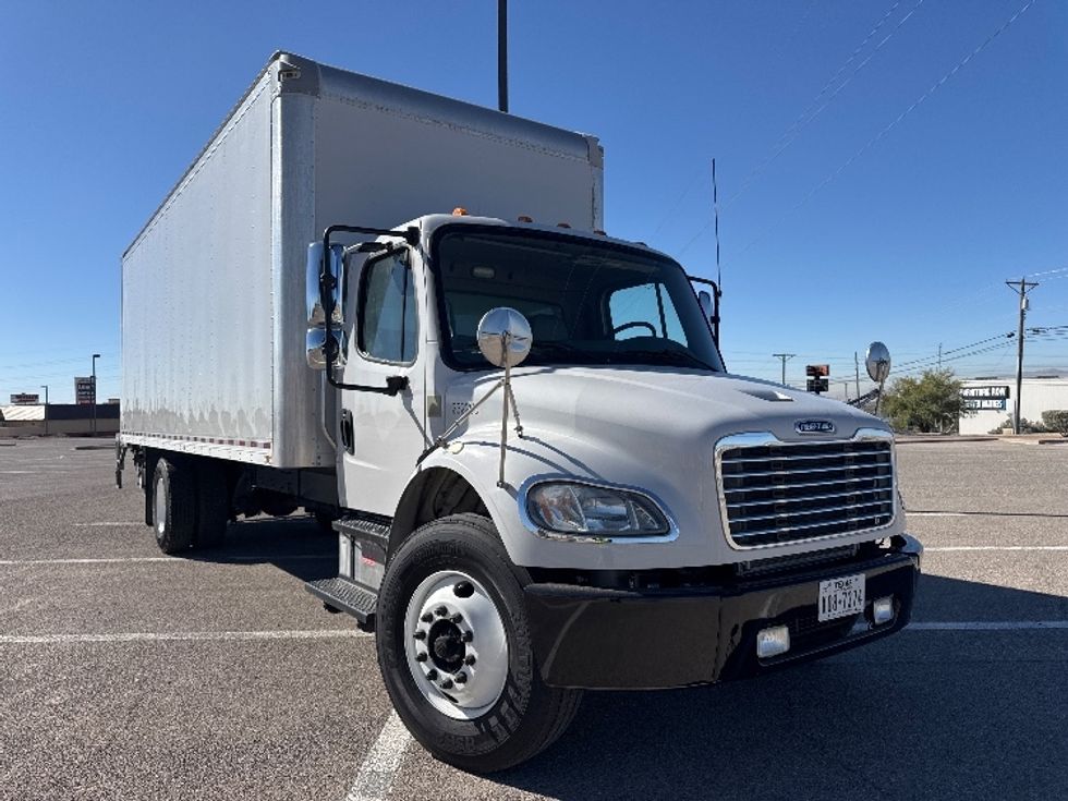Medium Duty Box Truck-Light and Medium Duty Trucks-Freightliner-2019-M2-El Paso-TX-86,941\n\t\tmiles-$ 58,500 - Image 1