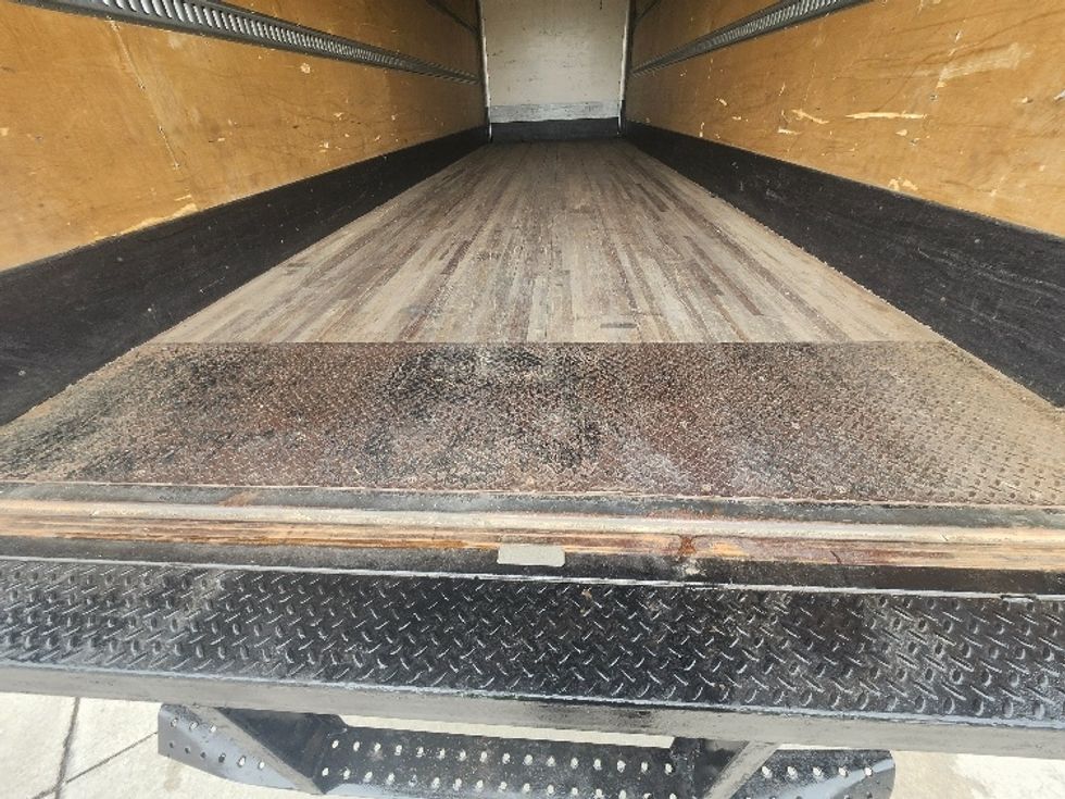 Medium Duty Box Truck-Light and Medium Duty Trucks-Freightliner-2019-M2-Elkhart-IN-113,700\n\t\tmiles-$ 55,000 - Image 10