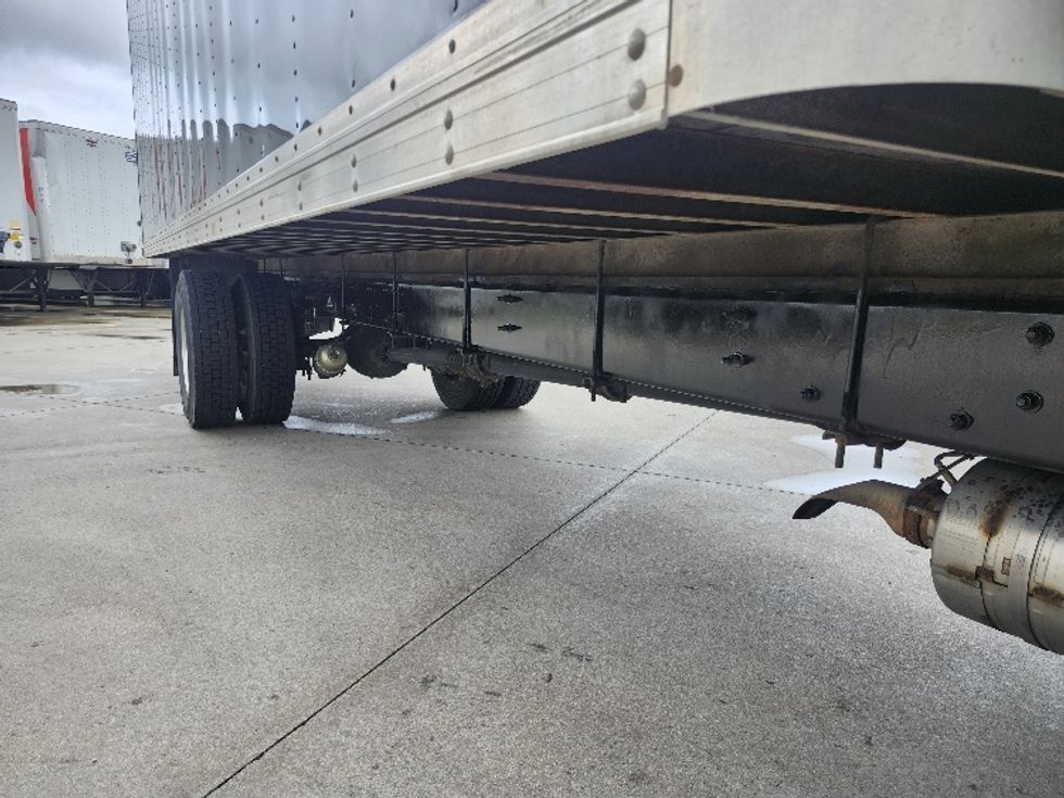 Medium Duty Box Truck-Light and Medium Duty Trucks-Freightliner-2019-M2-Elkhart-IN-113,700\n\t\tmiles-$ 55,000 - Image 14