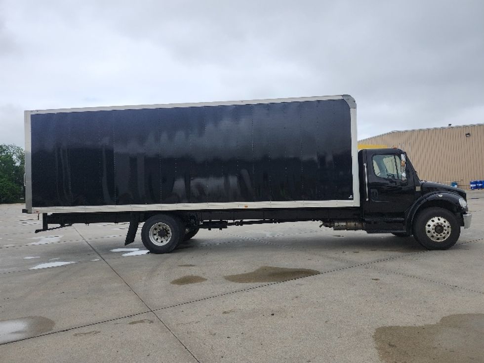 Medium Duty Box Truck-Light and Medium Duty Trucks-Freightliner-2019-M2-Elkhart-IN-113,700\n\t\tmiles-$ 55,000 - Image 15