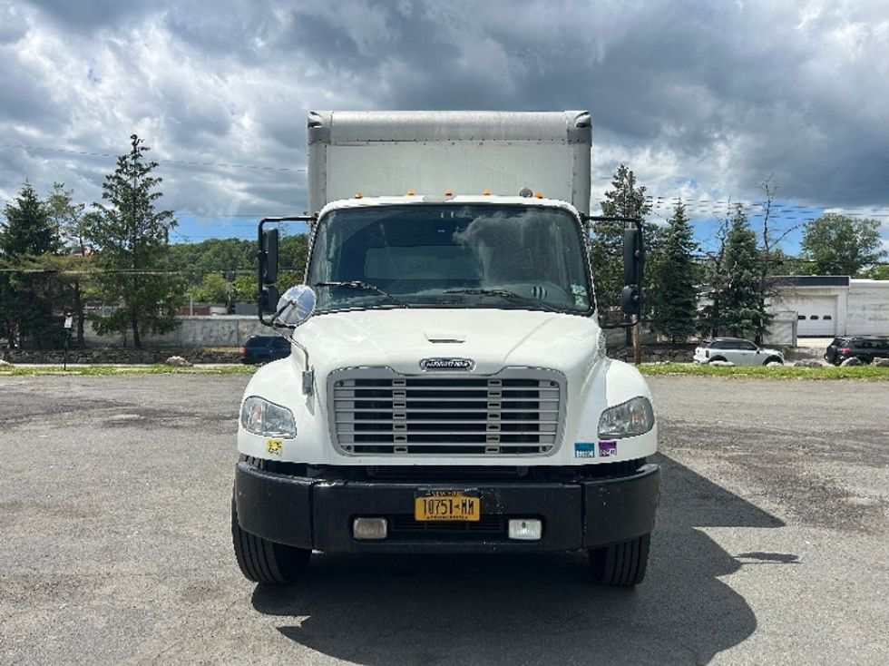 Medium Duty Box Truck-Light and Medium Duty Trucks-Freightliner-2019-M2-Elmsford-NY-266,250\n\t\tmiles-$ 27,500 - Image 2