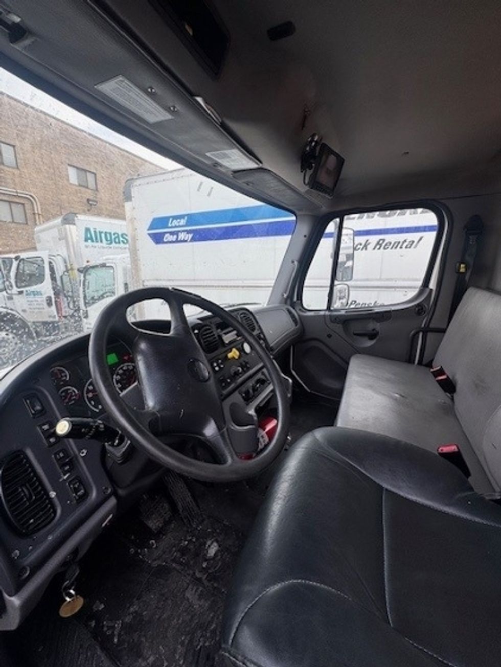 Medium Duty Box Truck-Light and Medium Duty Trucks-Freightliner-2019-M2-Elmsford-NY-266,250\n\t\tmiles-$ 30,500 - Image 17