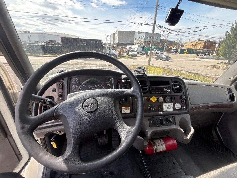 Medium Duty Box Truck-Light and Medium Duty Trucks-Freightliner-2019-M2-Elmsford-NY-314,942\n\t\tmiles-$ 29,750 - Image 17