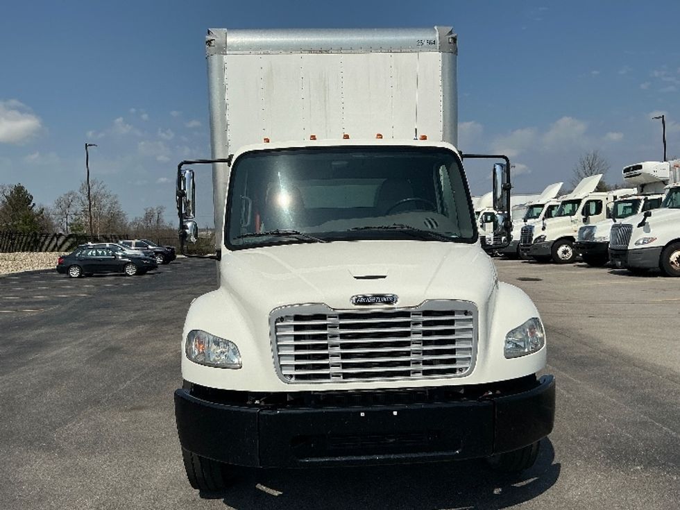 Medium Duty Box Truck-Light and Medium Duty Trucks-Freightliner-2019-M2-Erlanger-KY-38,138\n\t\tmiles-$ 59,000 - Image 2