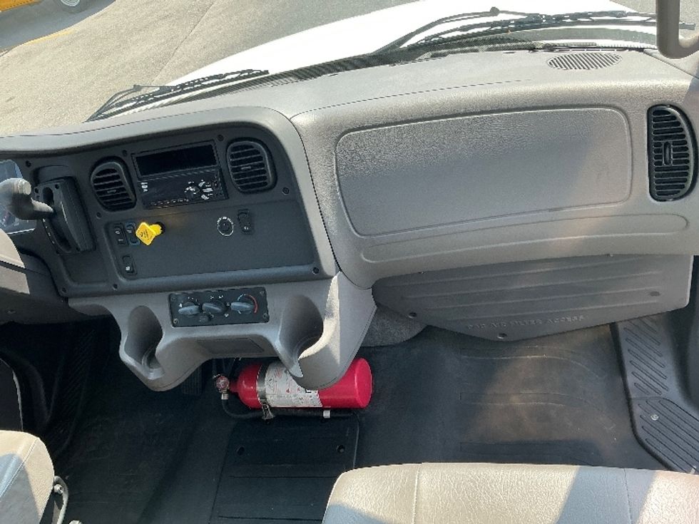 Medium Duty Box Truck-Light and Medium Duty Trucks-Freightliner-2019-M2-Erlanger-KY-38,138\n\t\tmiles-$ 59,000 - Image 20