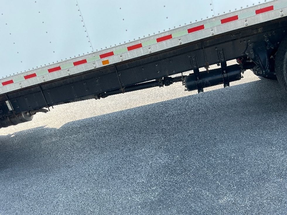 Medium Duty Box Truck-Light and Medium Duty Trucks-Freightliner-2019-M2-Erlanger-KY-38,138\n\t\tmiles-$ 59,000 - Image 5