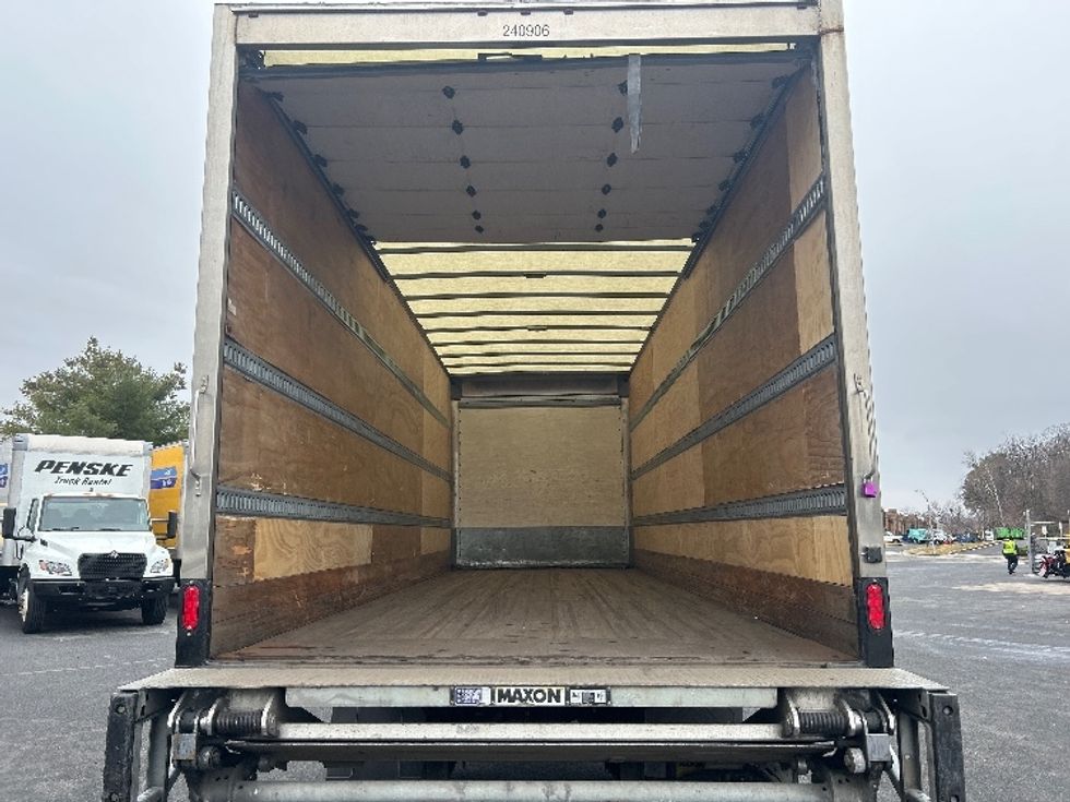 Medium Duty Box Truck-Light and Medium Duty Trucks-Freightliner-2019-M2-Essex-MD-228,179\n\t\tmiles-$ 38,750 - Image 8
