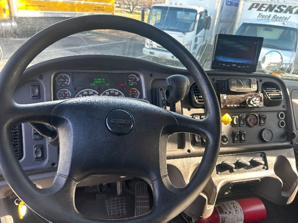 Medium Duty Box Truck-Light and Medium Duty Trucks-Freightliner-2019-M2-Essex-MD-368,345\n\t\tmiles-$ 20,500 - Image 18