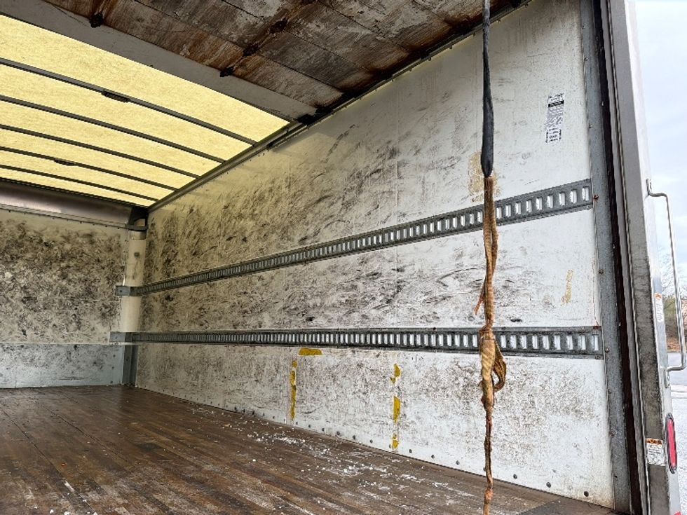 Medium Duty Box Truck-Light and Medium Duty Trucks-Freightliner-2019-M2-Essex-MD-464,974\n\t\tmiles-$ 20,500 - Image 11