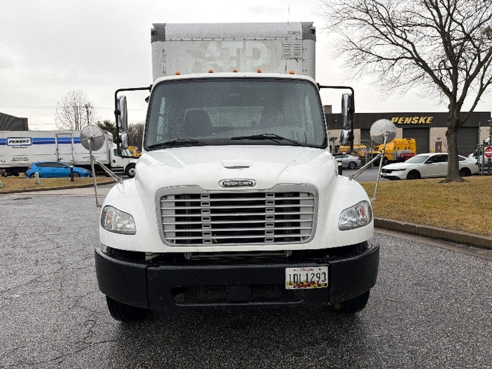 Medium Duty Box Truck-Light and Medium Duty Trucks-Freightliner-2019-M2-Essex-MD-464,974\n\t\tmiles-$ 20,500 - Image 2